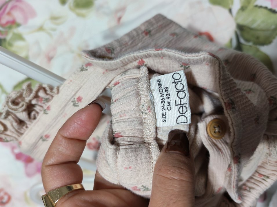 Kız Çocuk Bej Nakışlı Fırfırlı Elbise - Görsel 3