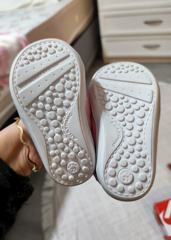 Kız Çocukları için Pembe Cırtlı Spor Ayakkabı - Görsel 3