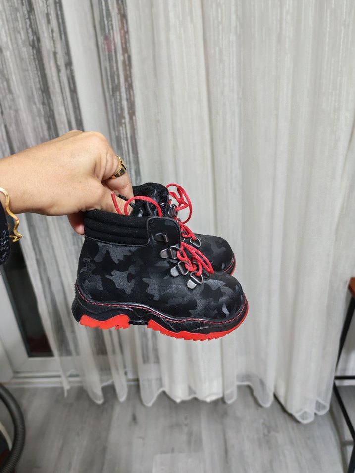 Kırmızı Kamuflaj Desenli Kız Çocuk Botu - Görsel 4
