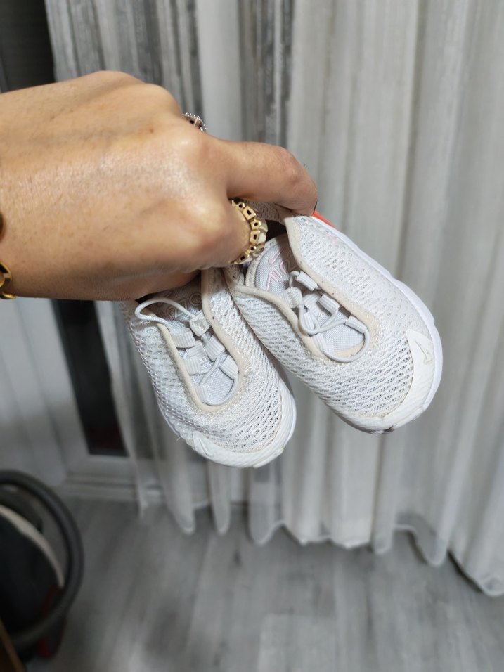 kız bebek Beyaz Spor Ayakkabı Velcro Bağcıklı nıke - Görsel 2