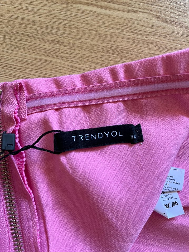 Pembe Pilili Straplez Mini Büstiyer - Görsel 3