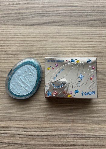 Fwee - Glitz Stone Highlighter (03 Marine Baby) - Görsel 2