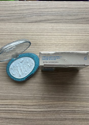 Fwee - Glitz Stone Highlighter (03 Marine Baby) - Görsel 6