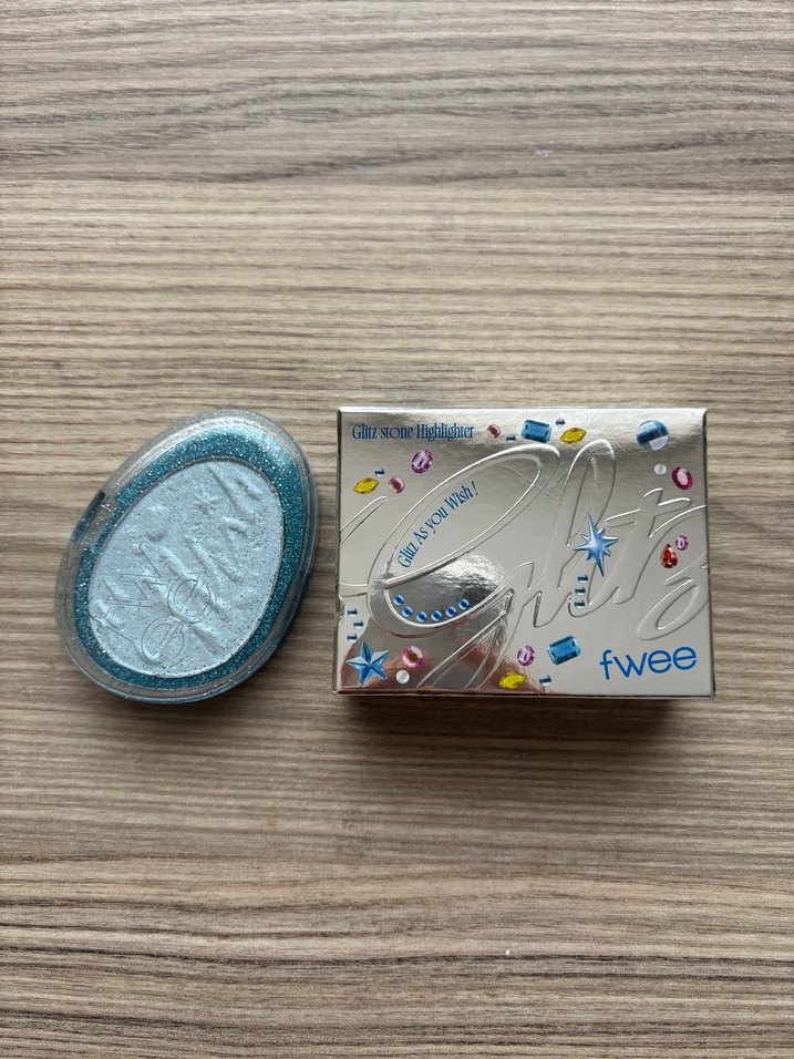 Fwee - Glitz Stone Highlighter (03 Marine Baby) - Görsel 2
