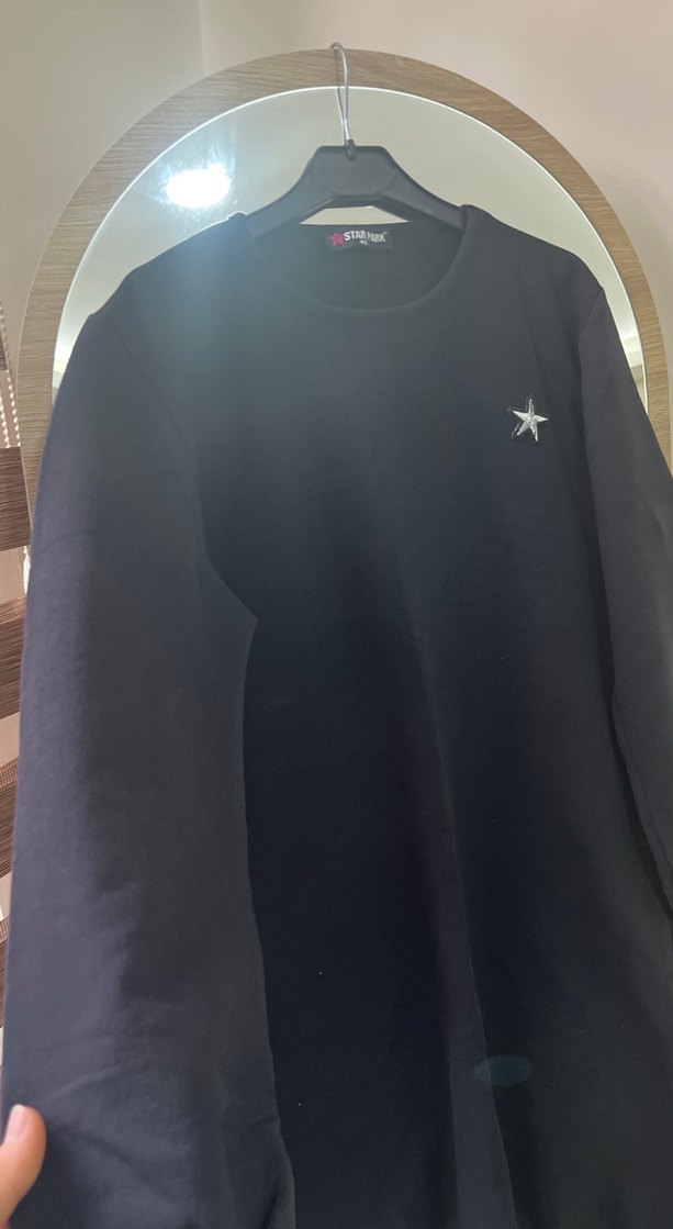 Siyah Uzun Kollu Rahat Kesim Kadın Tunik - Görsel 2