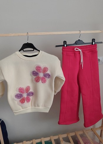 Kız Çocuk Pembe Bol Kesim Eşofman Altı - Görsel 4