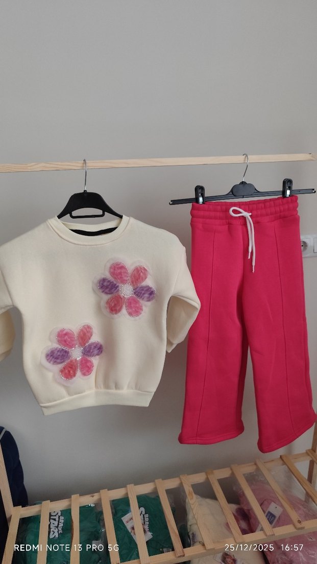 Kız Çocuk Pembe Bol Kesim Eşofman Altı - Görsel 4