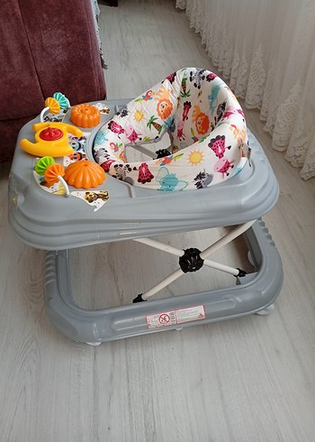 Diğer Çok Renkli Desenli Gri Bebek Yürüteci