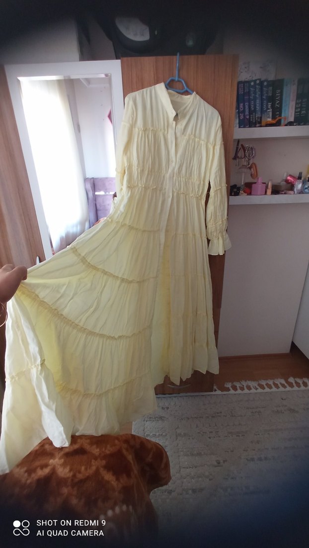 Uzun Kollu Sarı Keten Pilili Bohem Elbise - Görsel 3