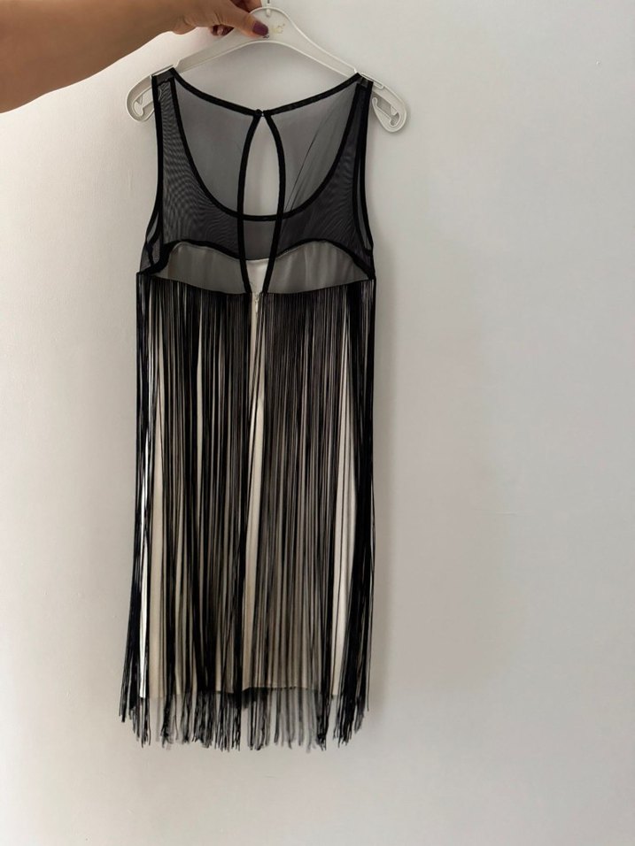 Püsküllü Siyah Mini Gece Elbisesi - Görsel 2