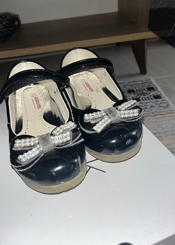 Kız Çocuk Siyah Gotik Tokalı Babet - Görsel 3