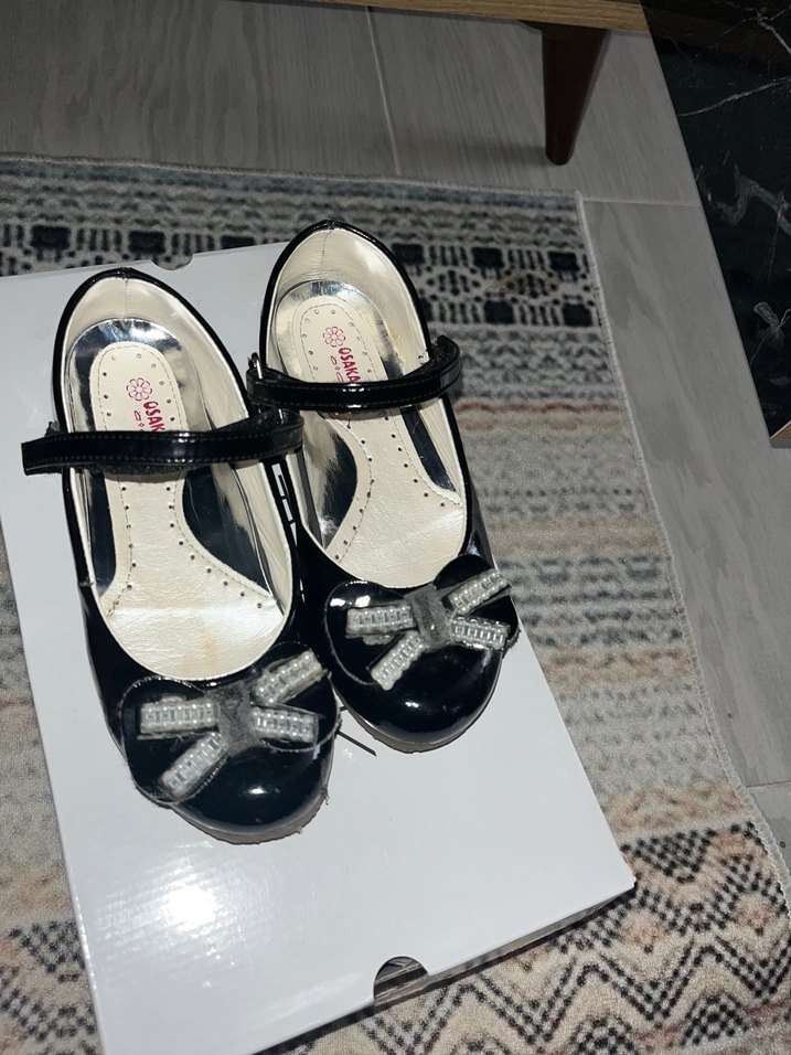 Kız Çocuk Siyah Gotik Tokalı Babet - Görsel 2