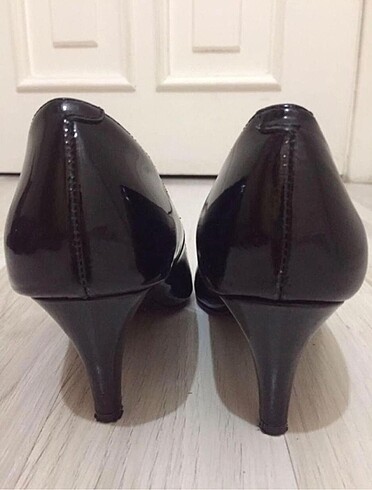 36 Beden Steve Madden rugan topuklu ayakkabı