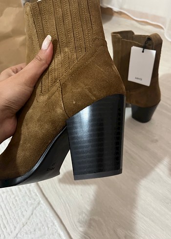 Mango Kahverengi Süet Stiletto Topuklu Kadın Bot