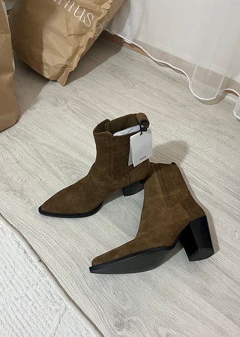 37 Beden Kahverengi Süet Stiletto Topuklu Kadın Bot