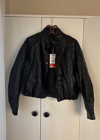 Düğmeli Siyah Deri Kadın Mont - Görsel 2