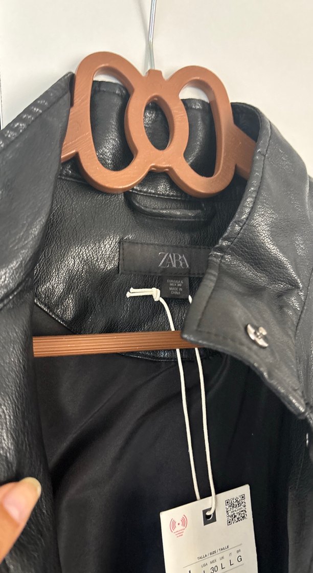 Düğmeli Siyah Deri Kadın Mont - Görsel 5