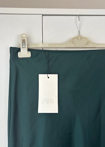 Yeşik Uzun saten Kadın Etek - Görsel 3