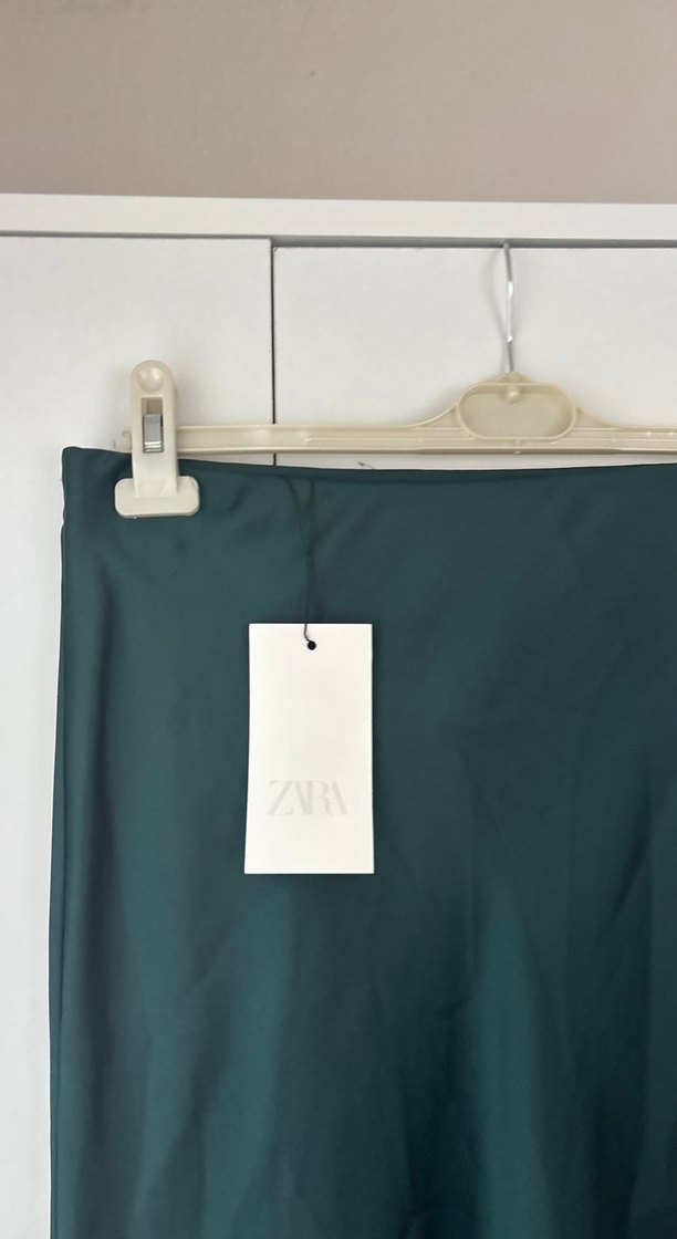 Yeşik Uzun saten  Kadın Etek - Görsel 3