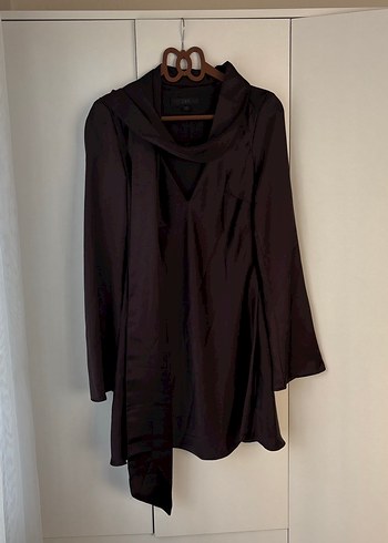 Zara saten viral elbise - Görsel 2