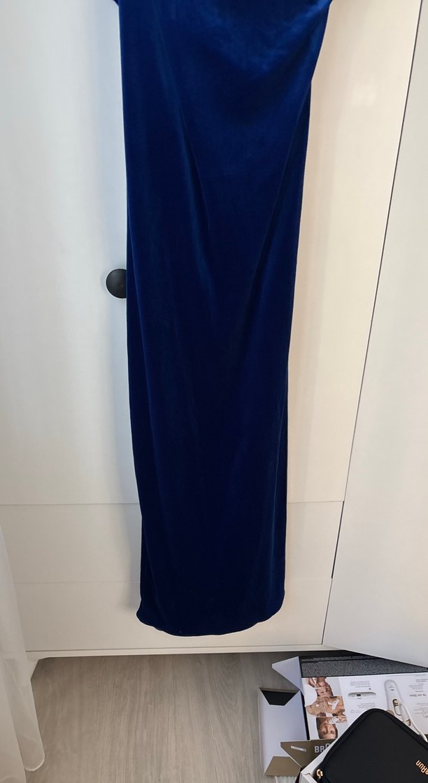 Lacivert Asimetrik Askılı Uzun Elbise kadife - Görsel 3