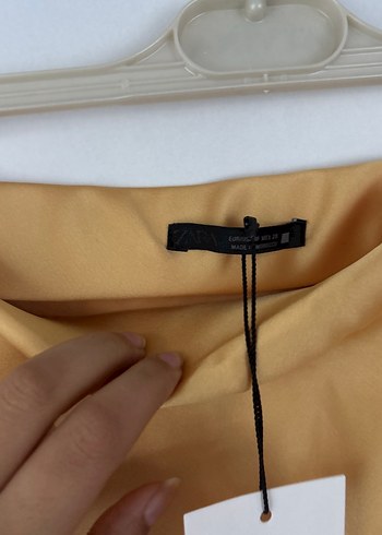 Sarı saten Uzun Kadın Etek - Görsel 3