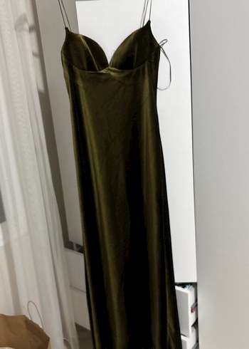 Parlak Haki V Yaka Uzun Kadın Elbise - Görsel 4