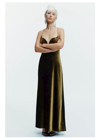 Parlak Haki V Yaka Uzun Kadın Elbise - Görsel 3