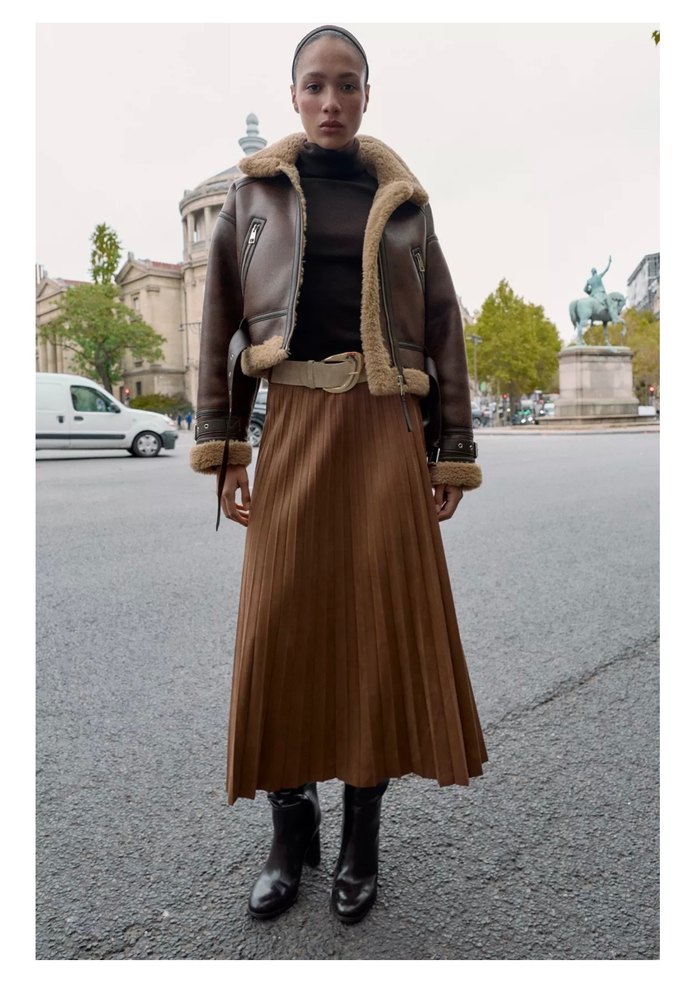 Bej Süet Piliseli Uzun Etek - Görsel 3