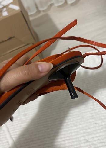 Bej İnce Topuklu Kadın Sandalet - Görsel 4