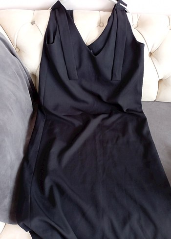 Siyah V Yakalı Drapeli Uzun Elbise - Görsel 3