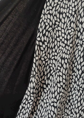 Uzun Kollu, V Yakalı Siyah Tunik - Görsel 3