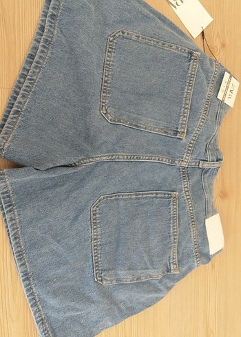 Zara Düğmeli Mini Kot Şort
