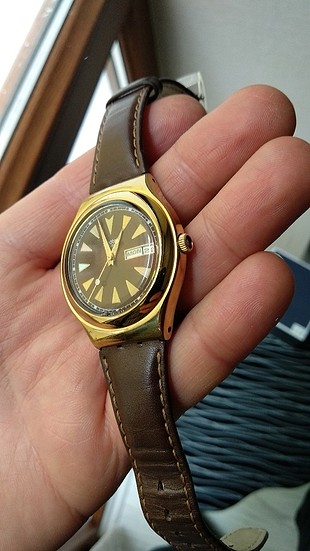 Swatch Saat