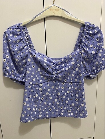 Kare yaka kolları büzgülü crop xs beden