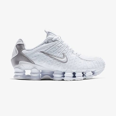 42 Beden nike ayakkabı shox