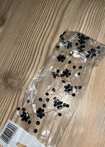 Siyah Boncuklu Bohem Saç Aksesuarı