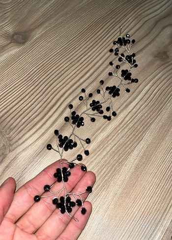 Diğer Siyah Boncuklu Bohem Saç Aksesuarı