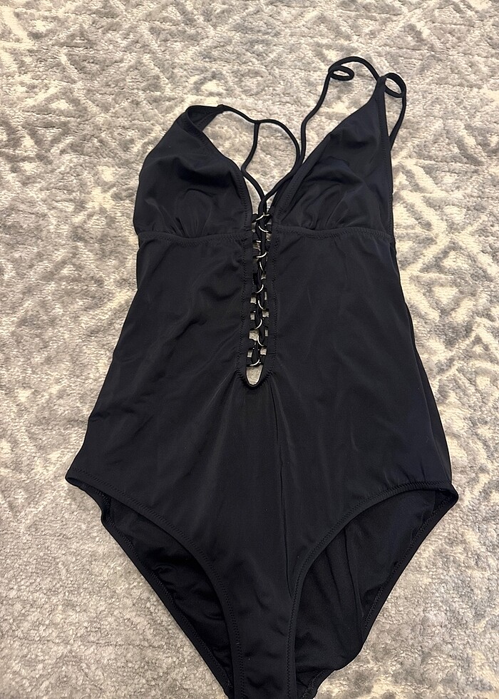 Derin sırt ve göğüs dekolteli mayokini - Görsel 2