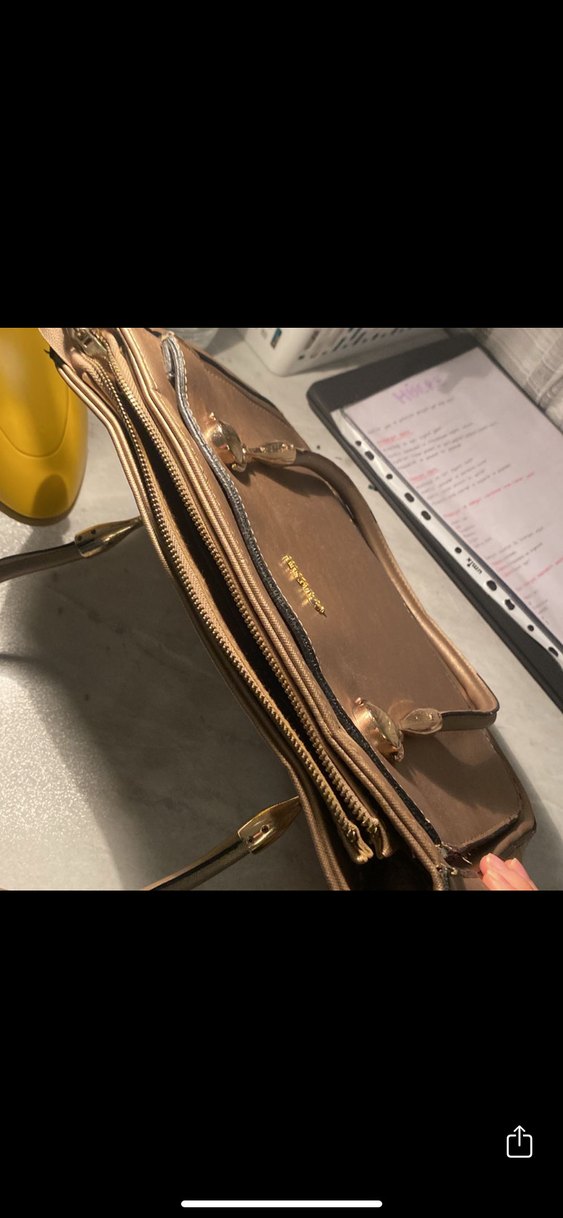 Altın Rengi Kadın Deri Çanta - Görsel 4