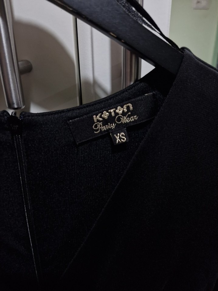 Koton Kemerli Siyah V Yakalı Uzun Kadın Elbise - Görsel 4