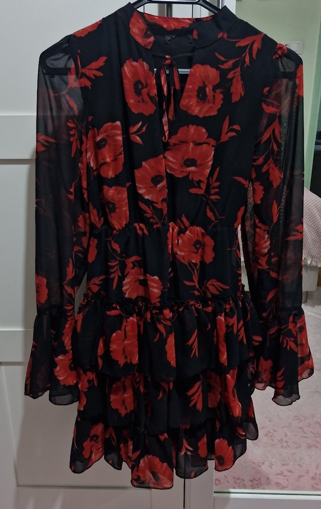 Loft Uzun Kollu Fırfırlı Kırmızı Çiçekli Midi Elbise - Görsel 2