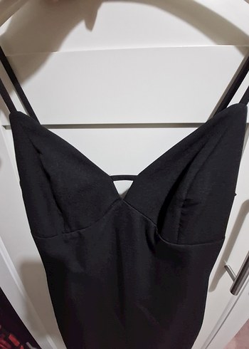 Trendyolmilla Siyah V Yaka İnce Askılı Midi Elbise - Görsel 7