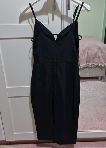 Trendyolmilla Siyah V Yaka İnce Askılı Midi Elbise - Görsel 3