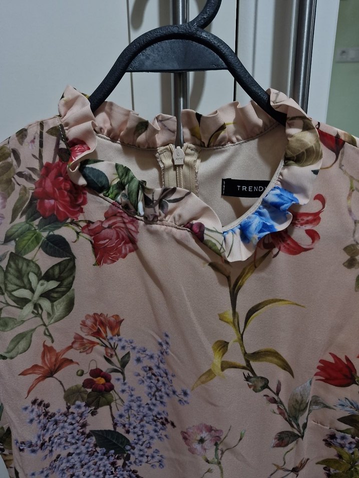 Trendyolmilla Çiçek Desenli Bohem Midi Elbise - Görsel 3