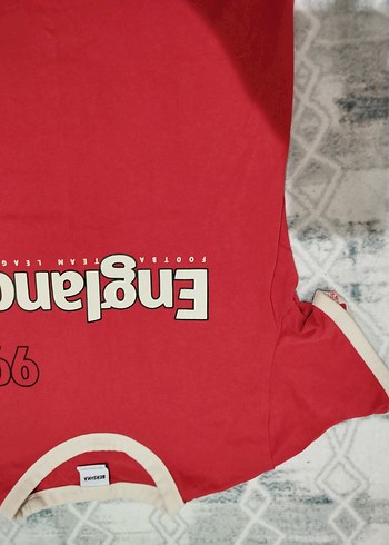s Beden kırmızı Renk Kırmızı V Yaka Düğmeli bayan Polo Tişört