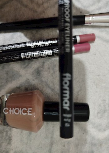 Emily Su Geçirmez Dudak Kalemi - Bej Ton - Görsel 2