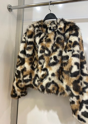 Leopar Desenli Kahverengi Suni Kürk Ceket - Görsel 2
