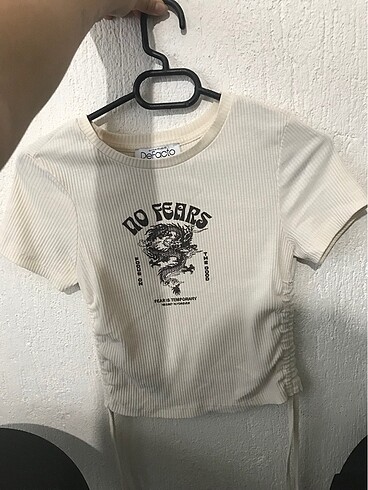 xs Beden ten rengi Renk DeFacto XS Fitted Yaka Yandan Ayarlanılabilen Krem Renkli Crop