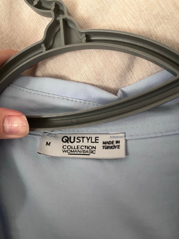 Mavi Bağlamalı V Yaka Gömlek - Görsel 4